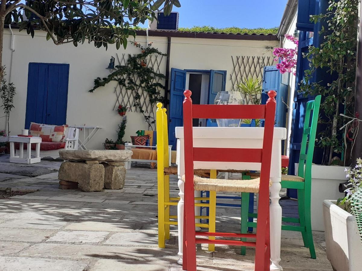 ブリンディジ Il Cortile Della Monaca Bed & Breakfast エクステリア 写真